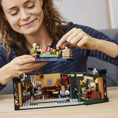 LEGO Friends 21319 Central Perk Ideas