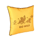 Coussin le roi lion - le jeune simba, pumba, timon et zazu