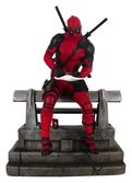 Marvel movie premier collection statuette deadpool