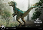 Jurassic world: fallen kingdom statuette prime collectibles 1/2 baby blue 34 cm