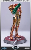 Statue Metroid Prime Echoes : Samus Varia Suit - 53 cm