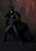 The batman figurine s.h. figuarts batman 15 cm