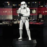 Star wars episode iv statuette milestones 1/6 han solo (stormtrooper disguise) 40th anniversary exclusive 30 cm