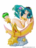 Urusei yatsura statuette pvc 1/7 lum & ten box cafe & space collaborationn 20 cm