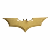 The dark knight réplique batman batarang limited edition 18 cm