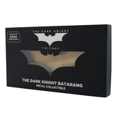 The dark knight réplique batman batarang limited edition 18 cm