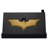 The dark knight réplique batman batarang limited edition 18 cm