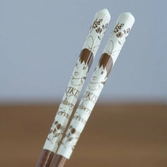 Studio ghibli baguettes laquées kiki la petite sorcière jaune 21 cm