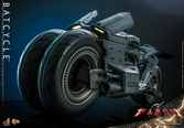 The flash véhicule movie masterpiece 1/6 batcycle 56 cm