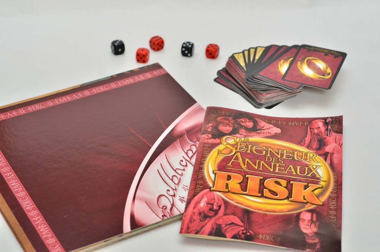 Risk - Risk Seigneur des Anneaux - Jeux de cartes - Rue du Commerce