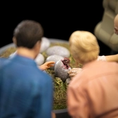 Jurassic park statuette 1/10 art scale dino hatching 23 cm