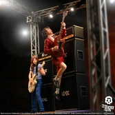 Ac/dc statuette rock iconz angus young iii 25 cm