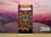 The legend of zelda: breath of the wild statuette 1/1 sheikah slate 24 cm