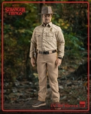Stranger things figurine 1/6 jim hopper (season 1) 32 cm