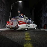 Ecto-1 (1984) vehiculo replica 1:18 ghostbusters plasma series