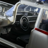Ecto-1 (1984) vehiculo replica 1:18 ghostbusters plasma series