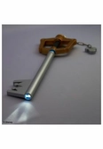 Llave espada con luz ver 2 kingdom hearts 35 cm