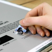 Pc splatter - magnetic metal poster 45x32 - travis