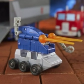 Optimus prime commander class fig. 17,5 cm transformers studio series