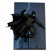 Dc multiverse mcfarlane cover recreations figurine batman (batman: the dark knight returns 1) (gold label) 18 cm