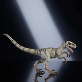 Jurassic world hammond collection figurine atrociraptor ghost
