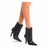 Barbie signature poupée barbie basics model 01