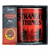 Stranger things mug et autocollants xl