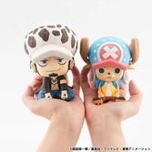 One piece statuette pvc look up trafalgar law 11 cm