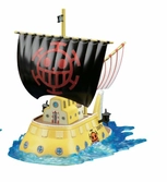 Figurines à assembler One Piece : sous-marin de Trafalgar Law