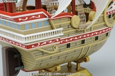 Figurines à assembler One Piece : Bateau Red Force - 30 cm