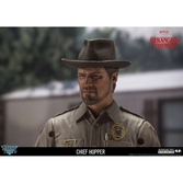 Figurine Articulée Stranger Things 18 cm - Chief Hopper