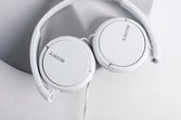Sony MDR-ZX110APW Casque pliable avec Microphone Blanc