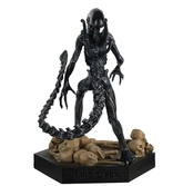 Alien & predator - figurine collection 1/16 - grid xenomorph - 13.8cm
