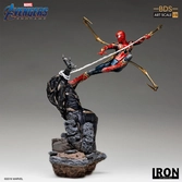 STATUETTE AVENGERS ENDGAME IRON SPIDER VS OUTRIDER