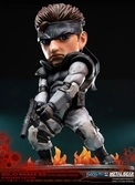 Metal Gear Solid Figurine Superdeformed Snake - 20 cm