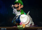 Luigi's mansion 3 - luigi figure collector's edition