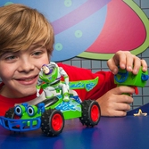 Toy Story Véhicule Radiocommandé Buggy Fonction Turbo 1/24ème : Buzz